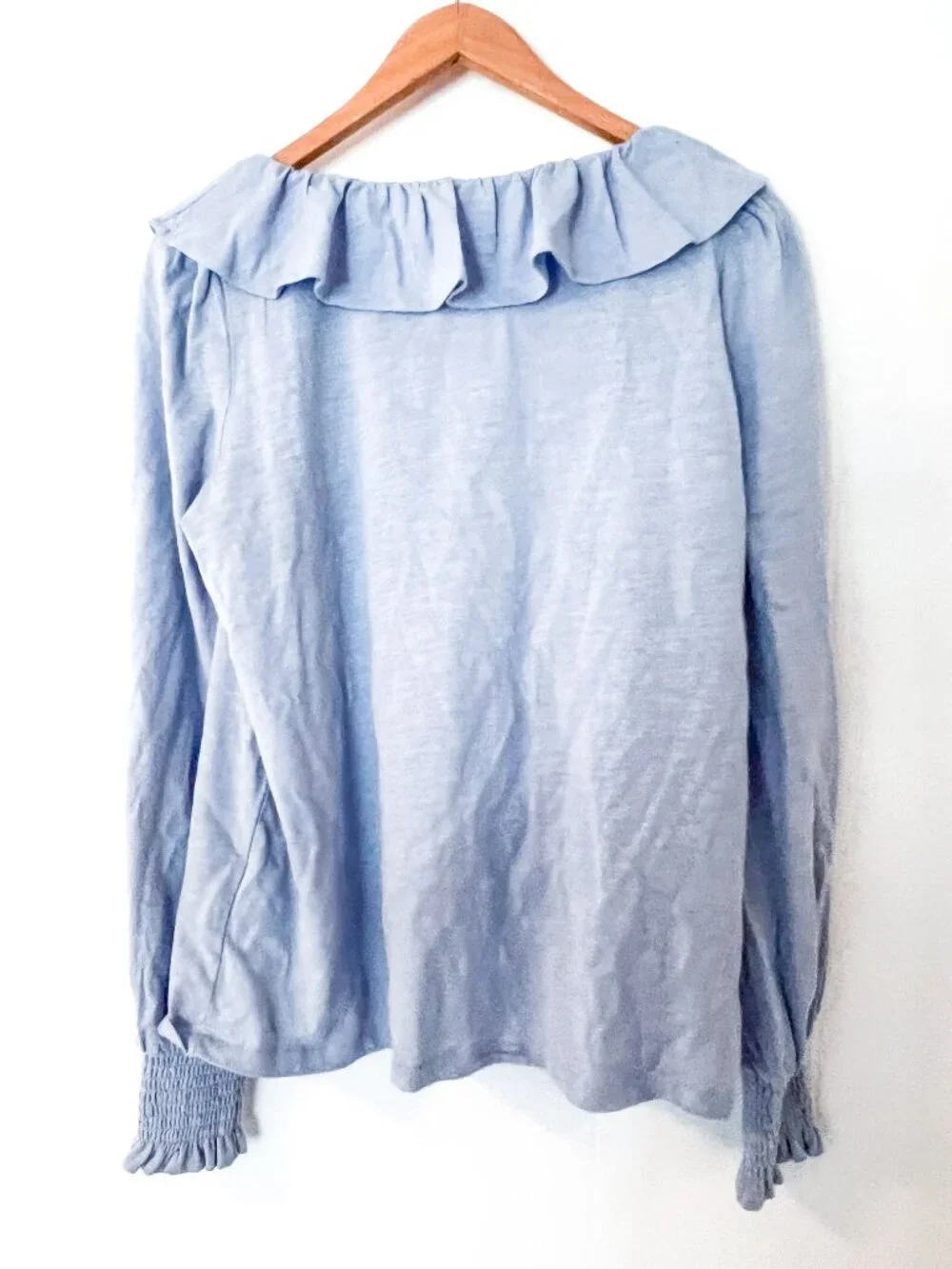 Boden womens Scoop Frill Neck Jersey Top Light Blue Ruffle Button Front Blouse 6
